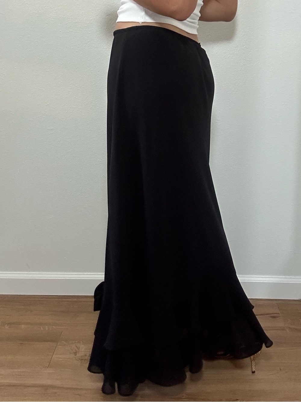 Vintage Dressbarn Y2K Black Ruffle-Hem Maxi Skirt Rosette Chiffon Size L - Picture 4 of 12
